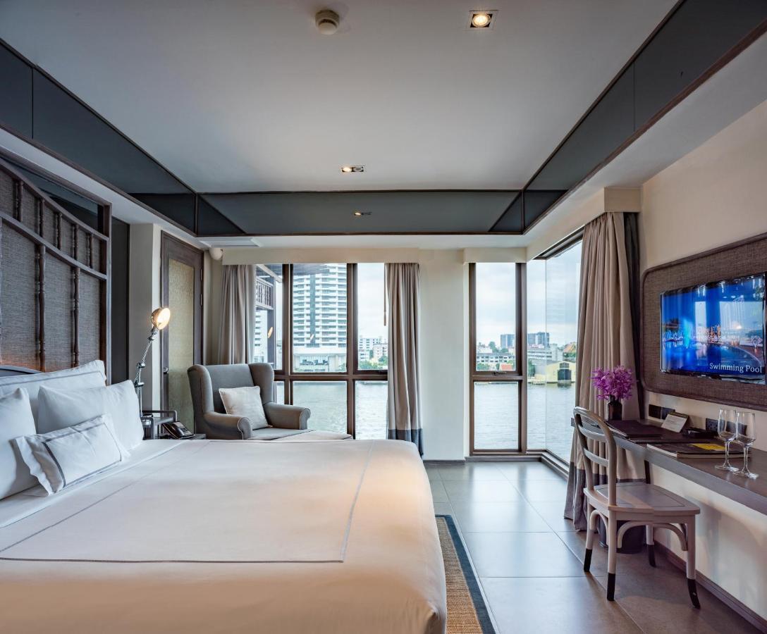 Riva Surya Bangkok Hotel Exterior photo